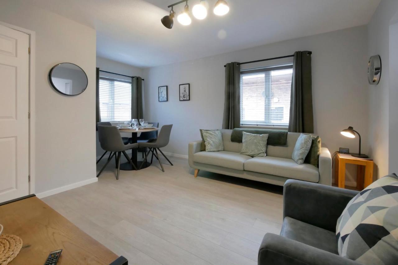 شقة Crewe Short Lets 6 Victoria Court, كرو المظهر الخارجي الصورة